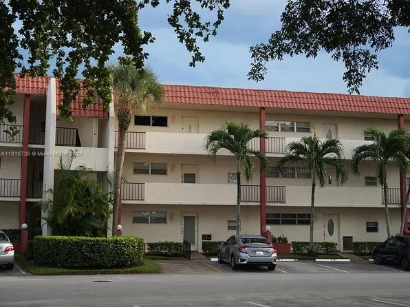 9820 S Hollybrook Lake Dr APT 205, Pembroke Pines, FL 33025
