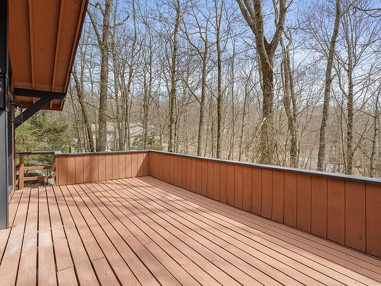 530 Maple Ridge Dr — Photo 14