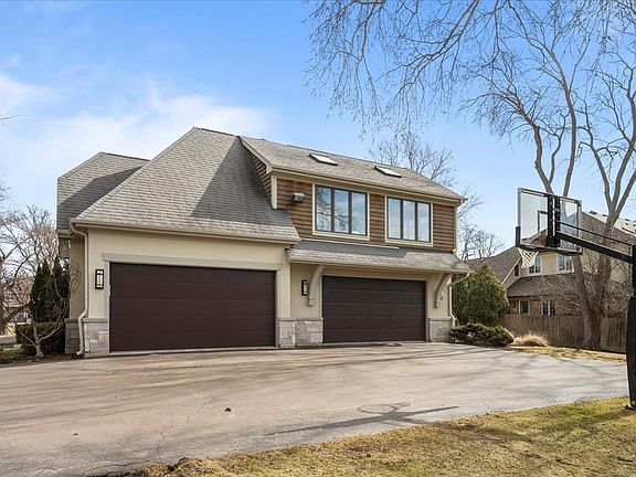 4th image of 440 Lee Rd