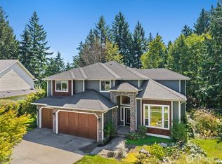 6408 179th Ave E, Lake Tapps, WA 98391
