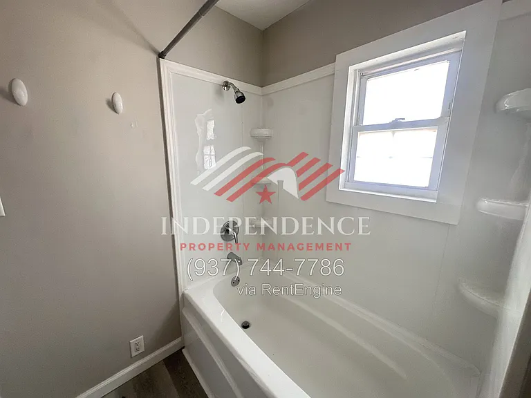 1944 S Smithville Rd — Photo 11