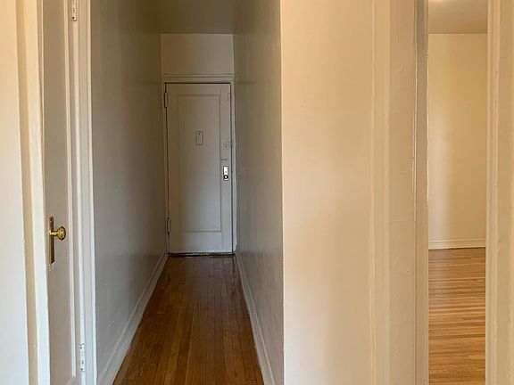 5th image of 2510 Olinville Ave