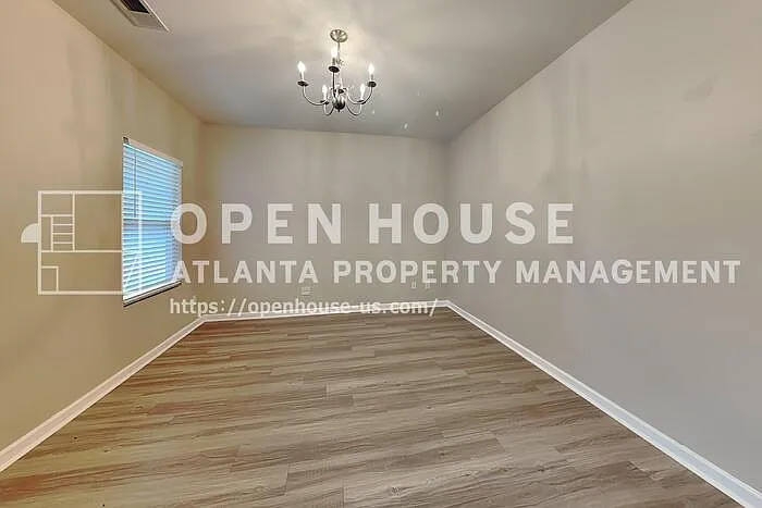 119 Spring Forrest Ln — Photo 8