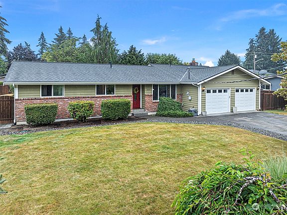 5th image of 2205 125th Avenue Ct E