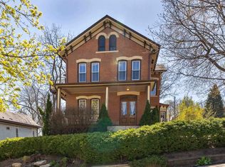 480 Arlington St, Dubuque, IA 52001