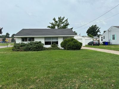 200 20th St NW, Cedar Rapids, IA, 52405