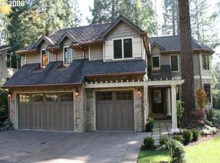 14070 Goodall Rd, Lake Oswego, OR 97034