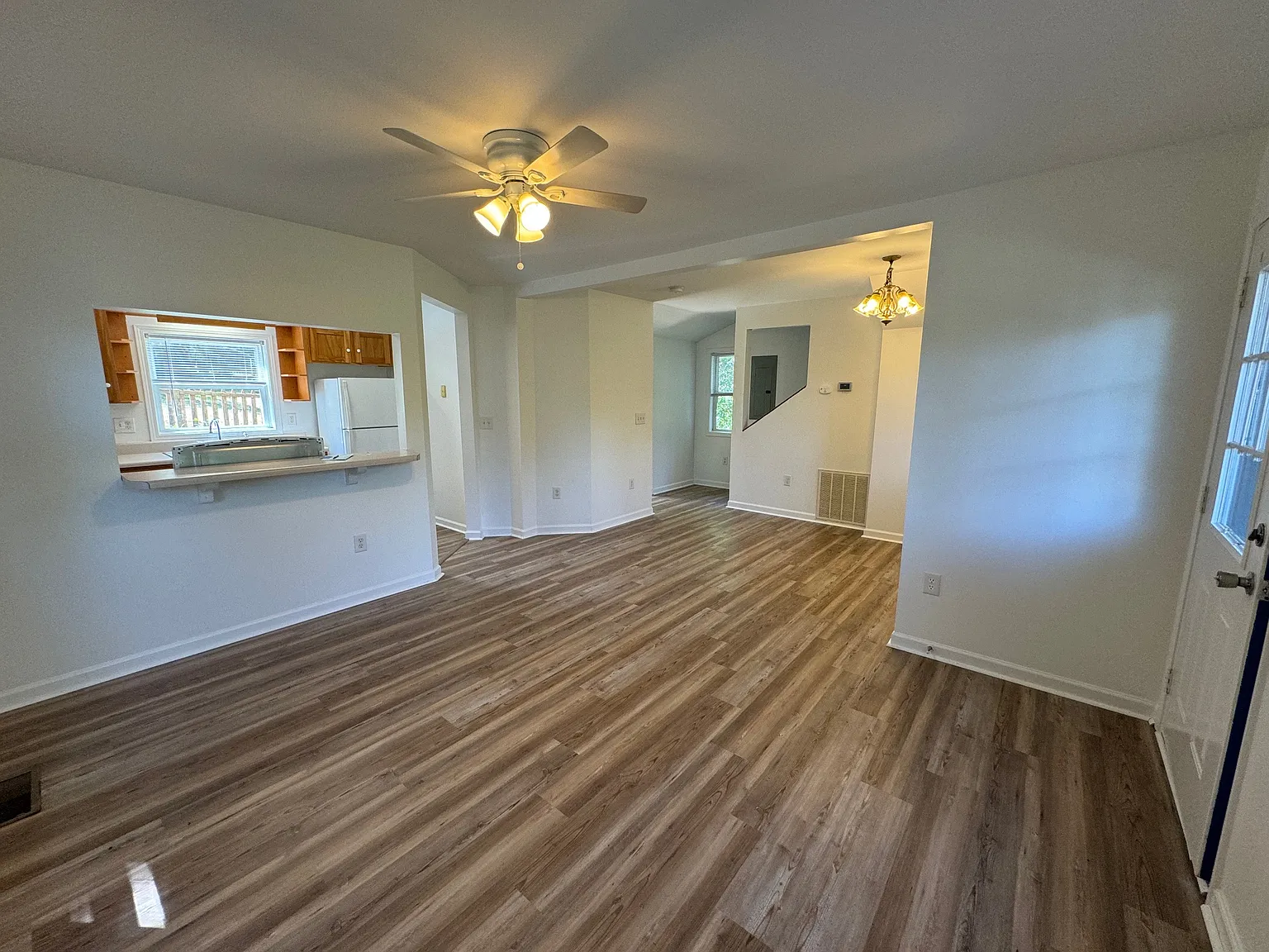 2 bed, 1400 sqft, $1,625 — Photo 4