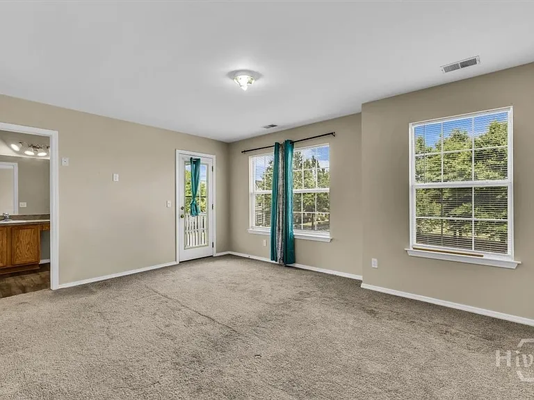 129 Fairgreen St — Photo 7