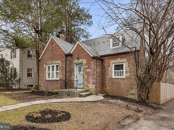 2nd image of 5352 29th St NW