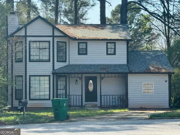 948 Lake Drive Ct, Stone Mountain, GA 30088