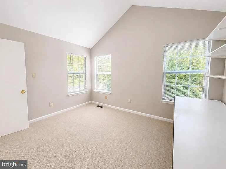 982 Yachtsman Way — Photo 17