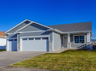 2928 Lund St, Norwalk, IA 50211