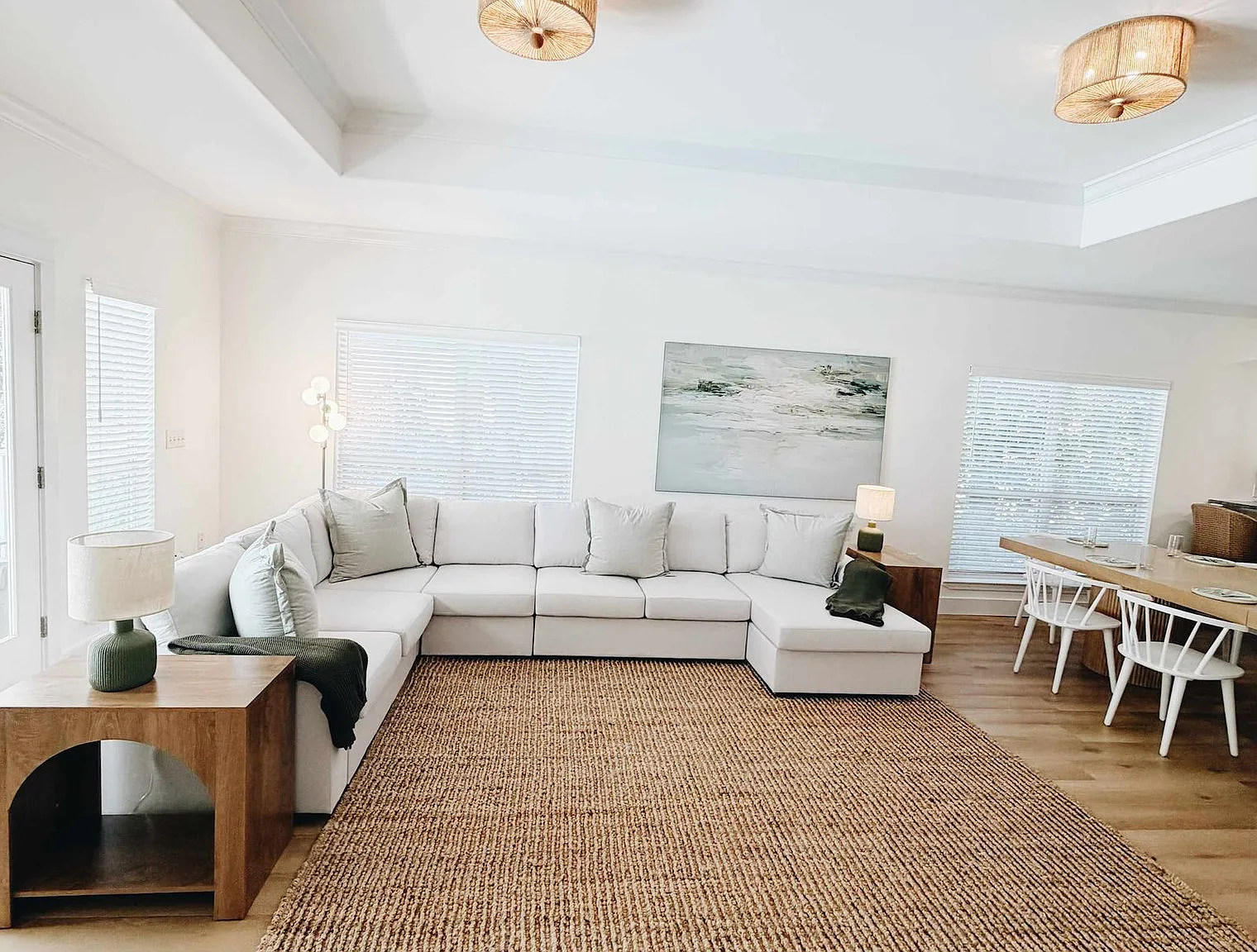 6 bed, 4.0 bath, 2335 sqft, $10,089 — Photo 1