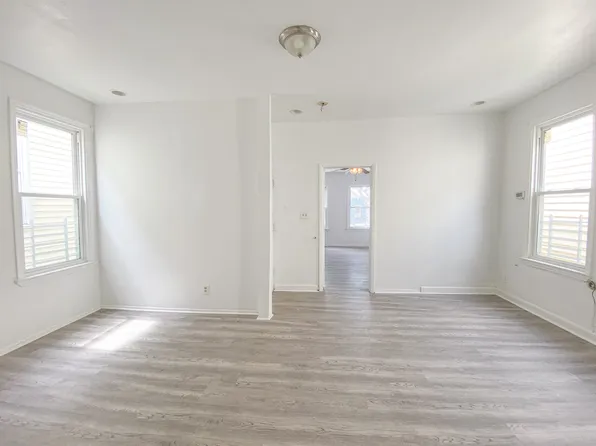 252 Clinton Ave Floor 2, Jersey City, NJ 07304