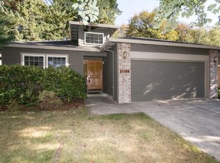 20589 SW Trails End Dr, Sherwood, OR 97140