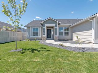 1025 E Italy St, Meridian, ID 83642