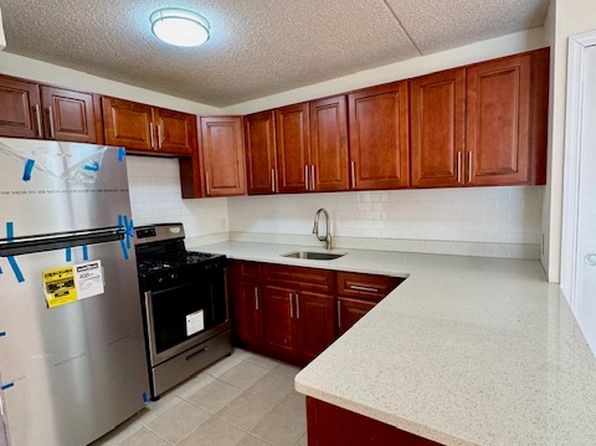 2955 Shell Rd APT 3J