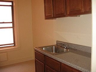 2nd image of 2157 Ocean Ave APT 4F