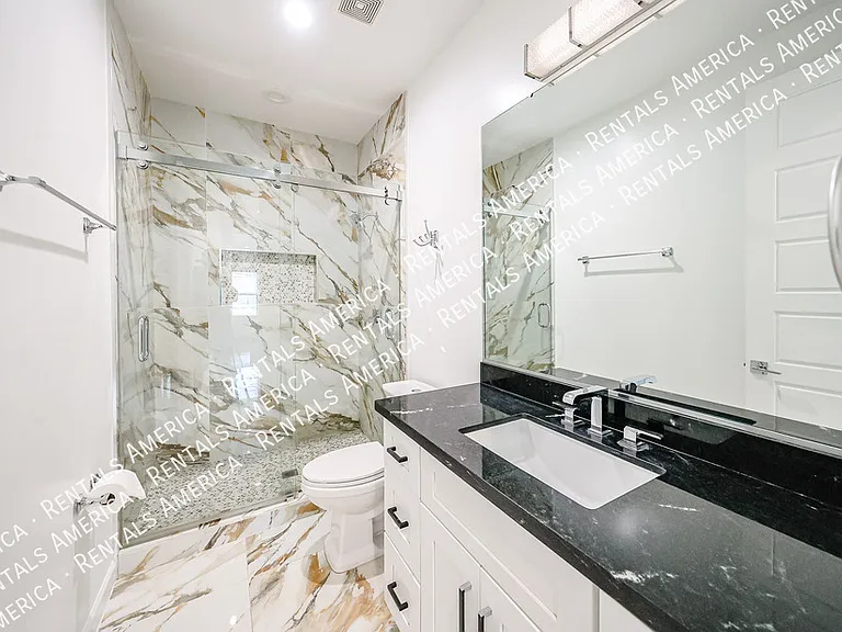 347 E La Mirada Dr — Photo 24