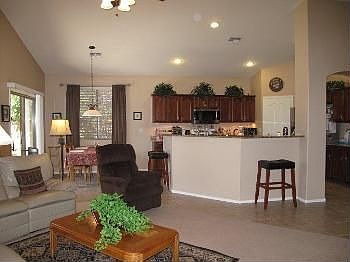 4th image of 4435 E Cherry Hills Dr