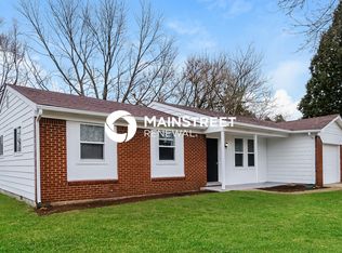 1521 Tina Marie Cir, Indianapolis, IN 46229