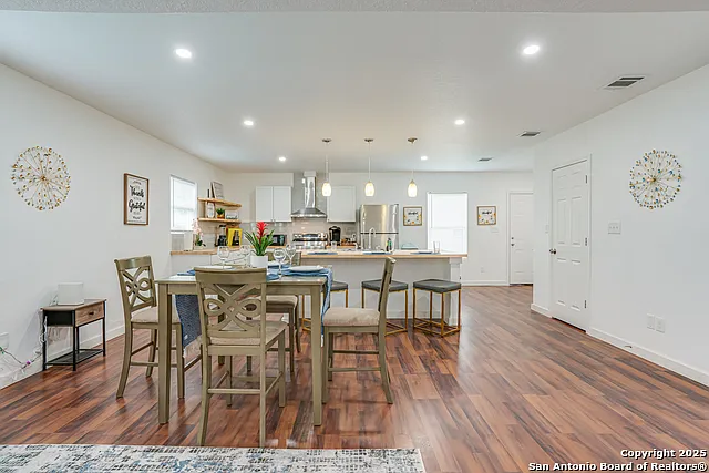 1039 McKinley Ave — Photo 12