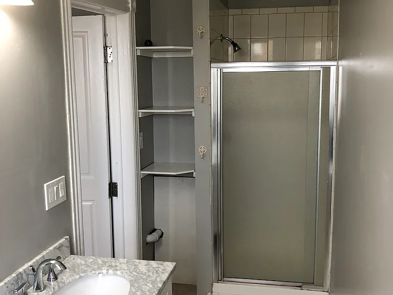 504 Gregory Ave #2 — Photo 8