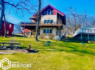 145 Whippoorwill Rd, Montezuma, IA 50171