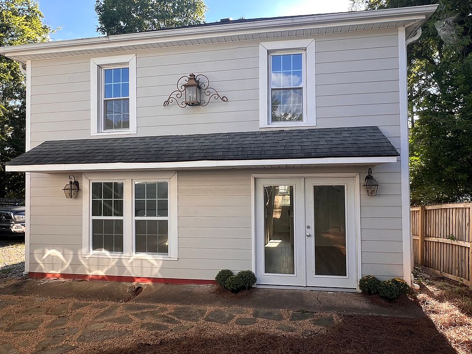 1st image of 913 Sherrod Ave #B
