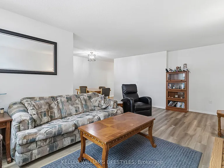 155 Kent St #405 — Photo 12