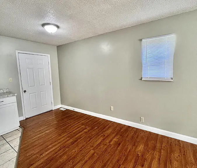 2605 Singing Hills Dr — Photo 13