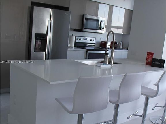 4th image of 2080 S Ocean Dr APT 511