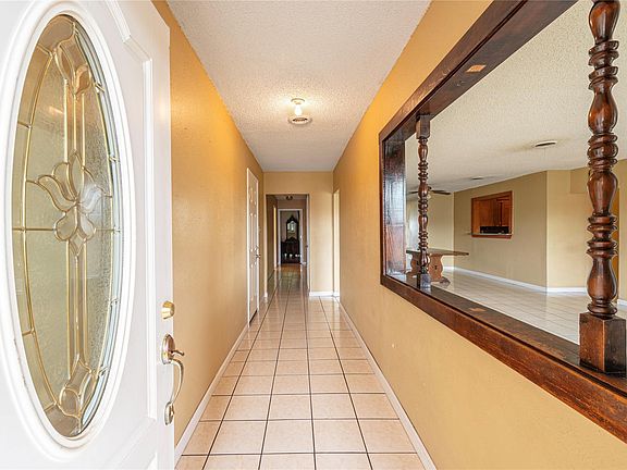 4th image of 5206 Avenue L