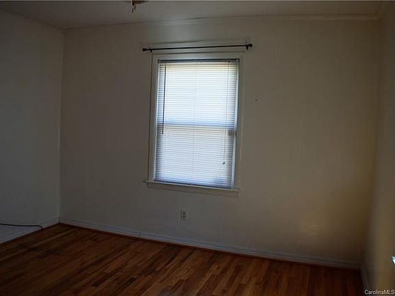 5th image of 2424 Belle Terre Dr