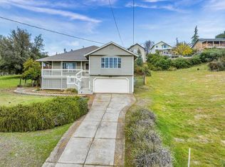 17365 Greenridge Rd, Hidden Valley Lake, CA 95467