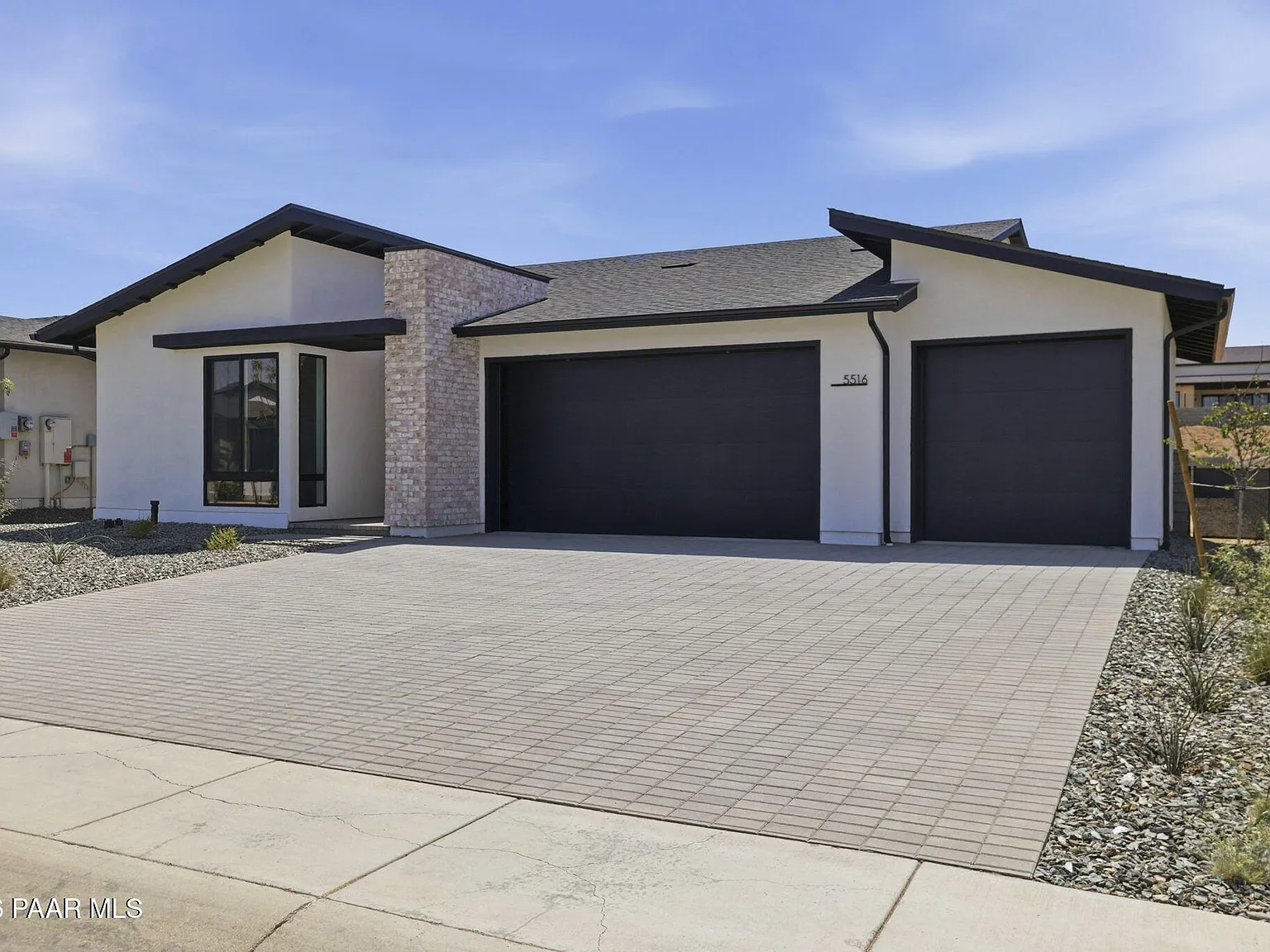 3 bed, 2.0 bath, 1666 sqft, $3,150 — Photo 3