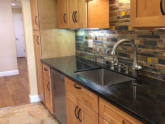 3rd image of 410 Sheridan Ave APT 106