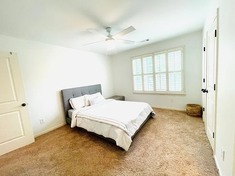 276 Lakestone Pkwy — Photo 46