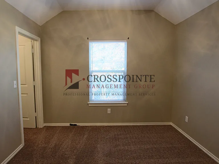 Brad Circle 1222 — Photo 11