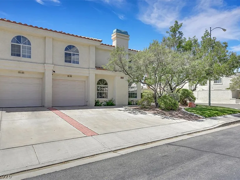 7989 Lisa Dawn Ave — Photo 3