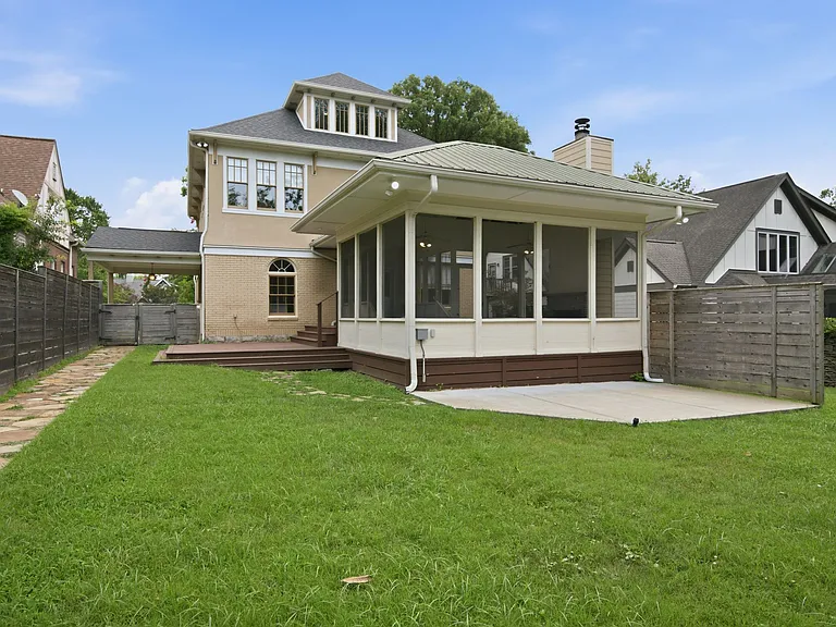 227 Carden Ave — Photo 58