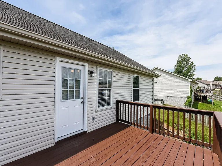 534 Summit Way — Photo 15