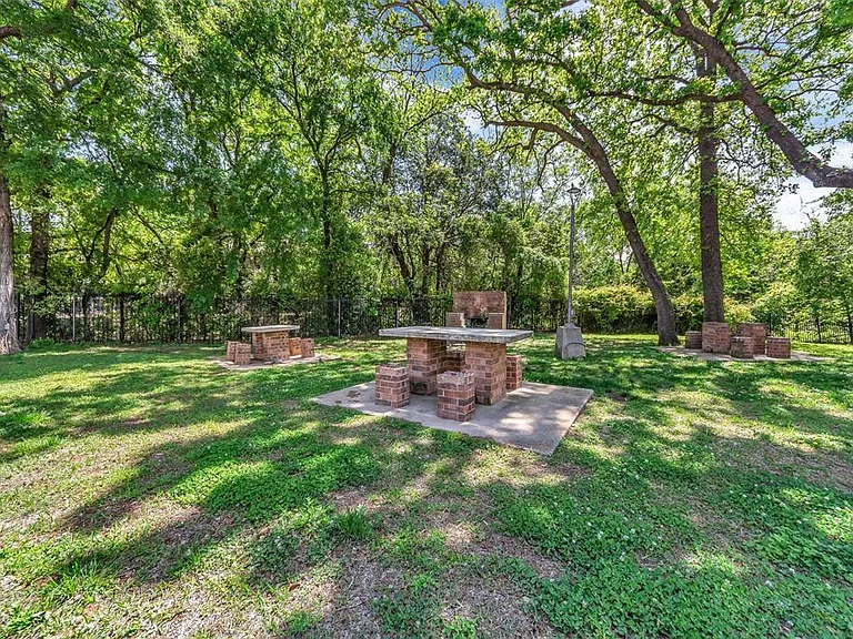 2307 Balsam Dr #L308 — Photo 15