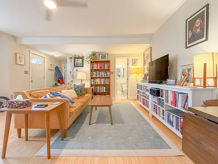 9 Tate St #1 — Photo 9