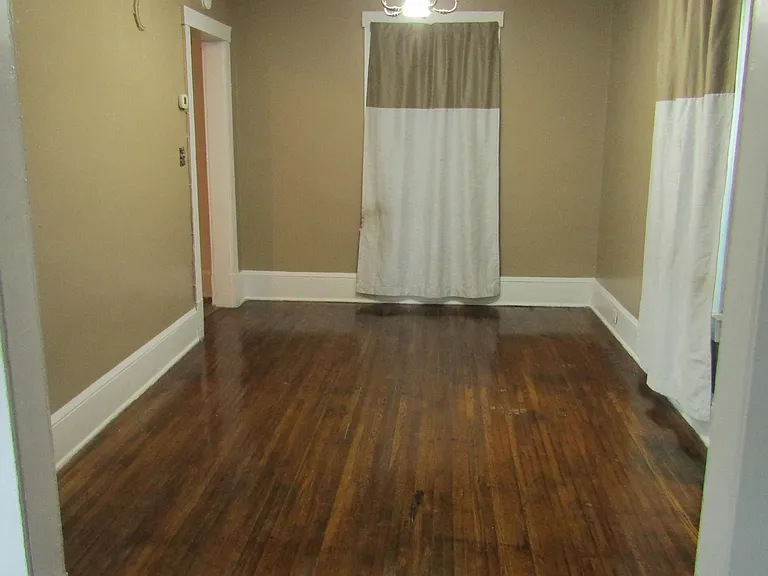 125 Balsam St — Photo 1