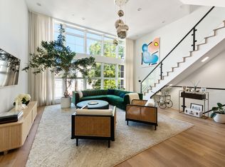 102 Huron St #3B, Brooklyn, NY 11222