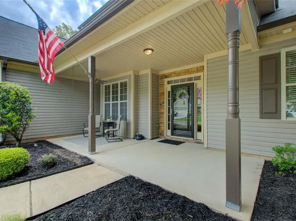 200 Millstone Gln, Dallas, GA 30157