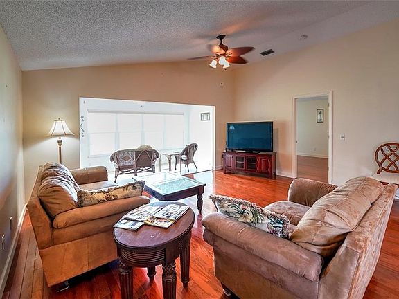 3rd image of 651 Ironwood Cir #138