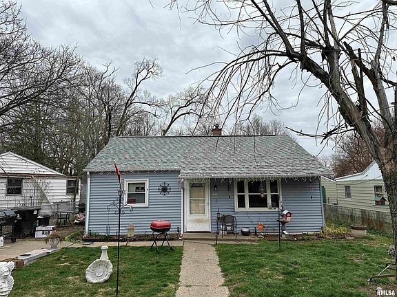 2nd image of 954 S Tonti Cir